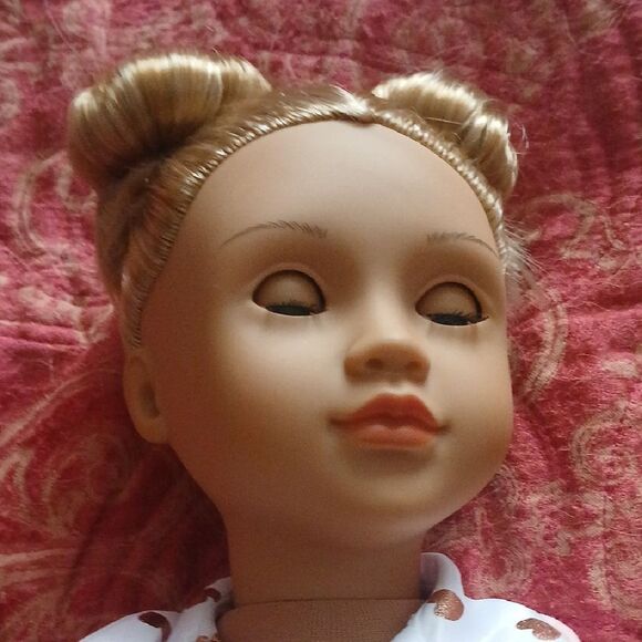 Stylish Doll Set with Pink and Multicolor Outfits - Picture 2 of 6